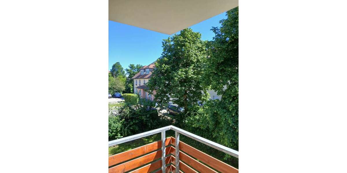 Etagenwohnung Senftenberg OT Brieske Brieske - 2 Zimmer, 62 m&sup2;, 526&euro; | Angebot:25873918