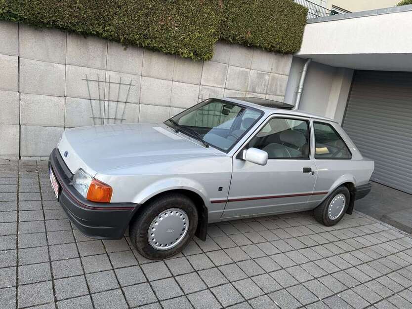 Escort
