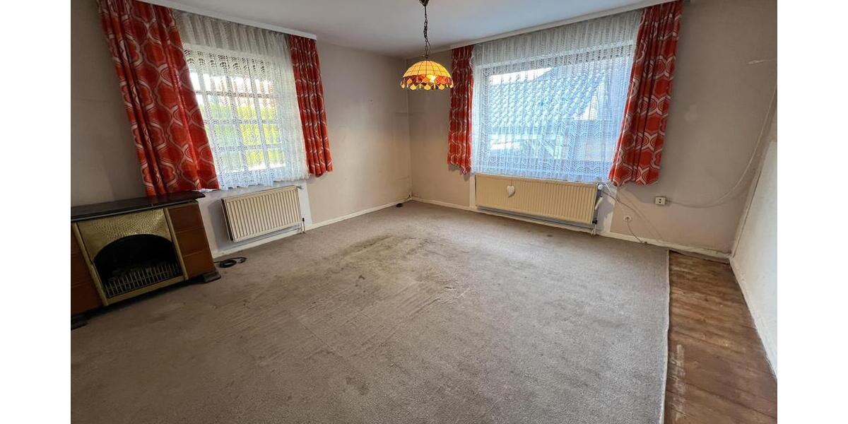 Großzügiges Wohnhaus mit Traumgarten - Zweifamilienhaus Harsum Harsum | Angebot:24494087