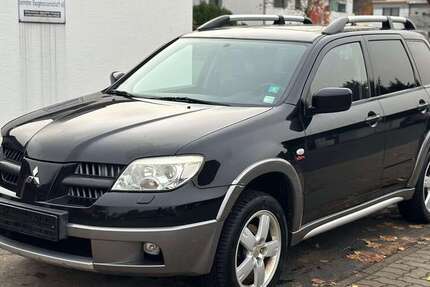 Mitsubishi Outlander 221.700 km 1.900 &euro; Hainburg 63512
