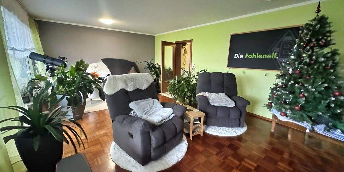 Etagenwohnung Wermelskirchen - 3 Zimmer, 95 m&sup2;, 245.000&euro; | Angebot:25744256