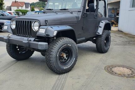 Jeep Wrangler 152.000 km 19.999 &euro; Bad Endbach 35080
