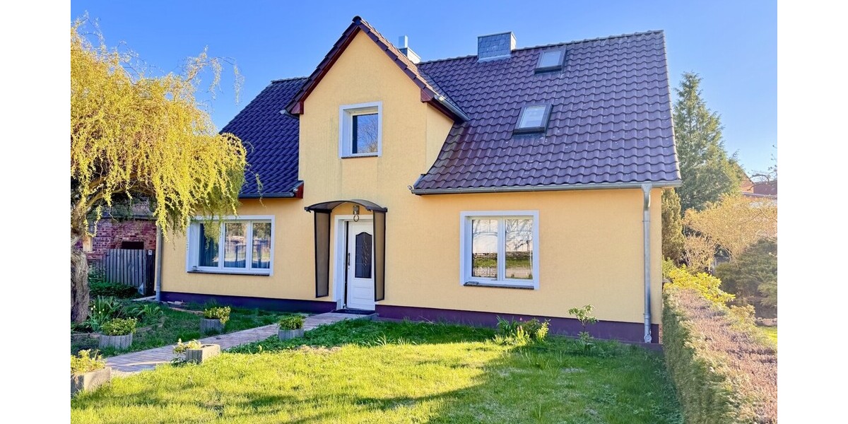 HORN IMMOBILIEN++Einfamilienhaus in Pasewalk mit Einbauküche, Kamin und viel Platz für Ihre Familie! - Einfamilienhaus Pasewalk | Angebot:26704794
