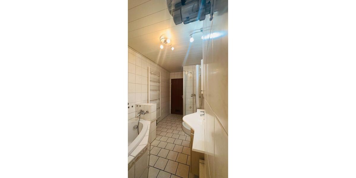 Etagenwohnung Frankenthal (Pfalz) - 2 Zimmer, 81 m&sup2;, 210.000&euro; | Angebot:26844560