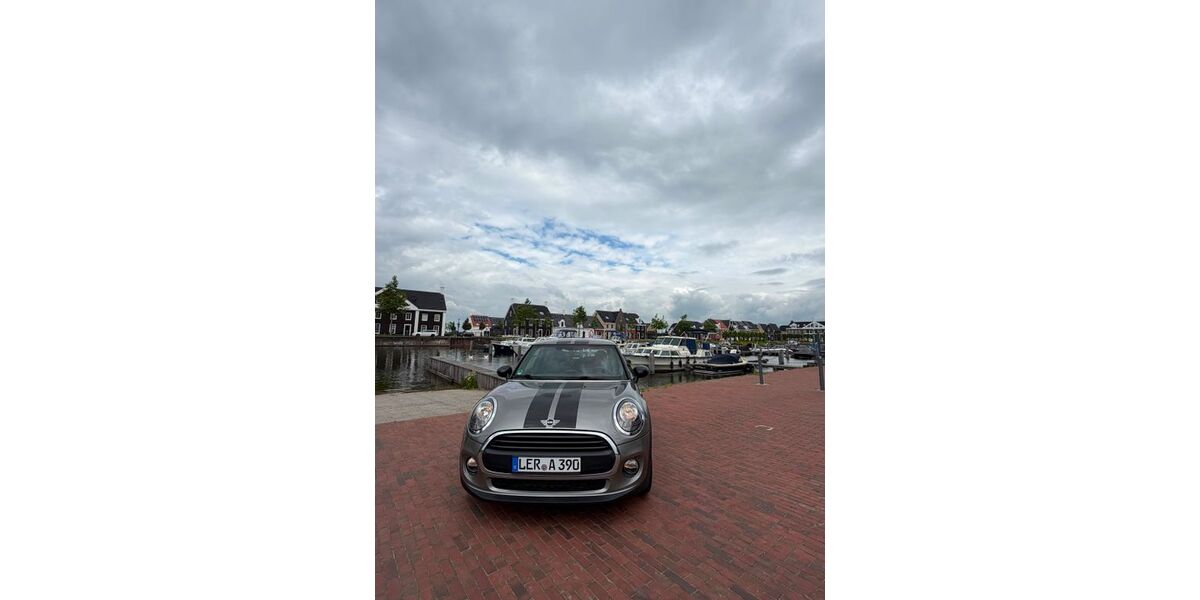 Mini ONE 55.800 km 14.500 &euro; Weener 26826