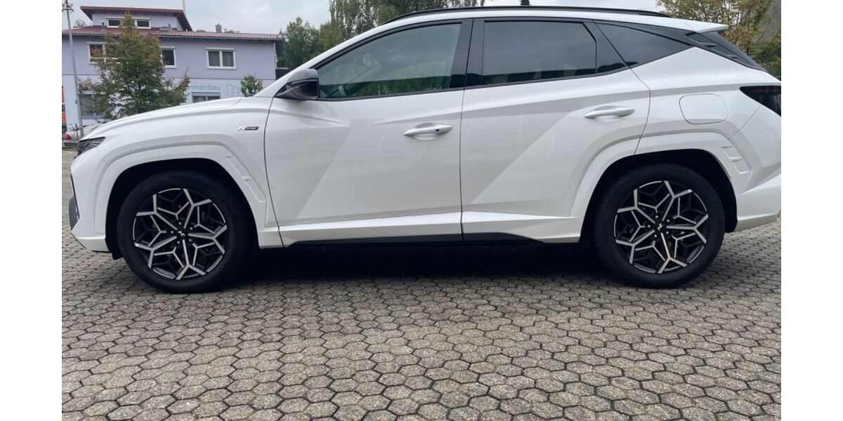 Hyundai TUCSON 21.000 km 28.300 &euro; schornbach 73614