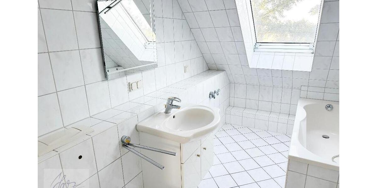 Etagenwohnung Riesa Canitz - 3 Zimmer, 74 m&sup2;, 600&euro; | Angebot:26400680