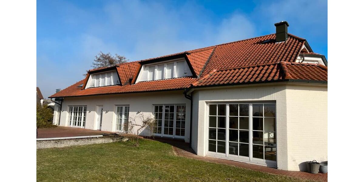 Einfamilienhaus Hilter am Teutoburger Wald - 14 Zimmer, 500 m&sup2;, 810.000&euro; | Angebot:25173979