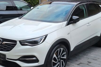 Opel Grandland (X) 68.000 km 18.500 &euro; Postbauer-Heng 92353