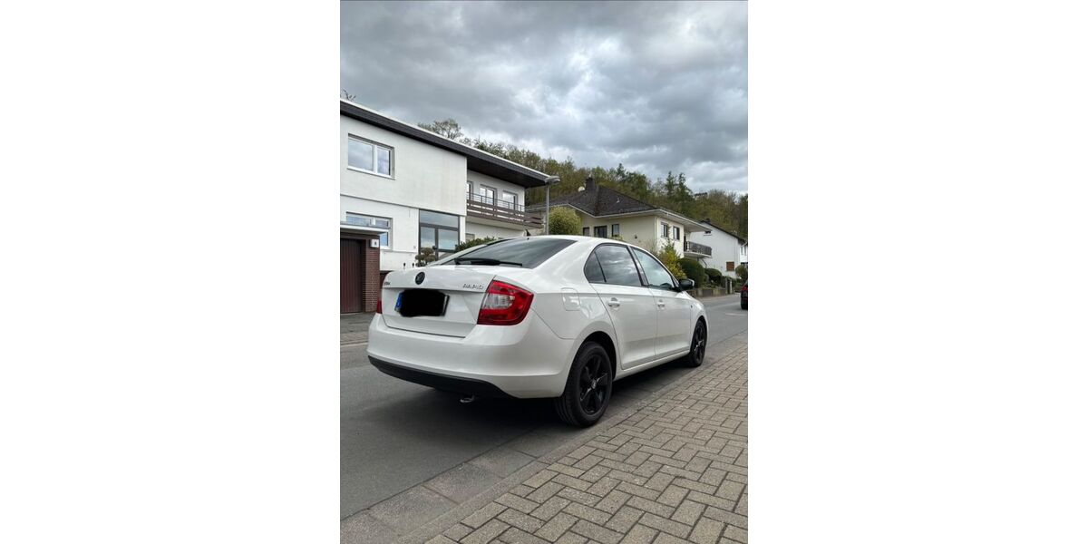 Skoda Rapid 149.800 km 5.450 &euro; Wetzlar 35580