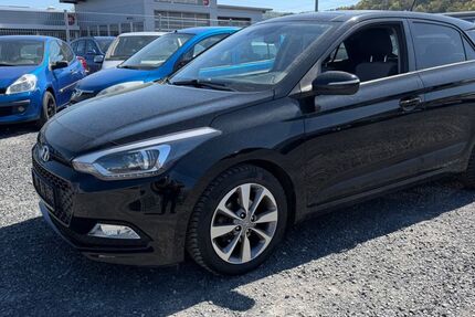 Hyundai i20 73.670 km 9.950 &euro; Eitorf 53783