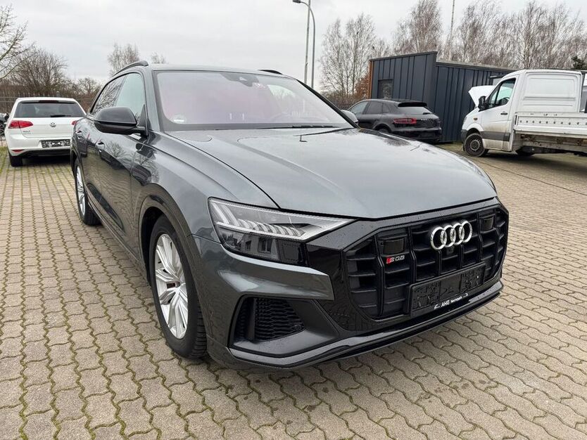 SQ8