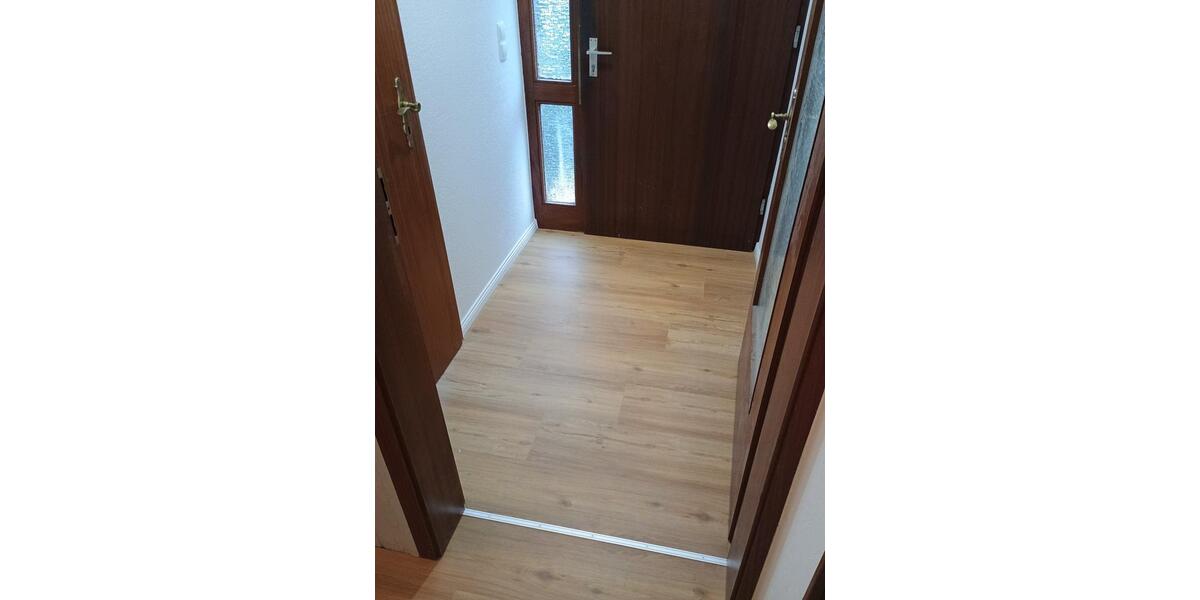 Reihenhaus Stuhr - 5 Zimmer, 150 m&sup2;, 1.300&euro; | Angebot:26030716