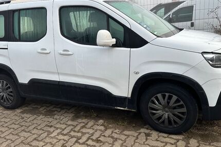Peugeot Rifter 252.000 km 6.999 &euro; Lingenfeld 67360