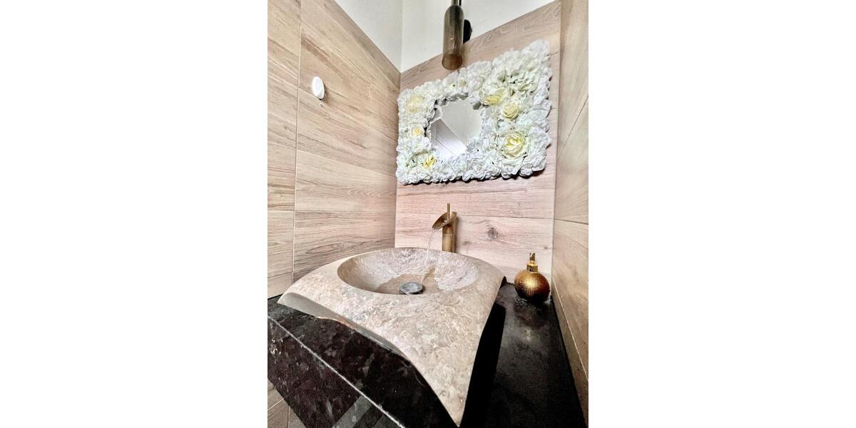 Attraktive Gewerbefläche in Top-Lage von Bad Dürrheim – Ideal für vielfältige Geschäftsideen! zimmer