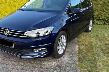 VW Touran 127.024 km 17.500 &euro; Groß Berßen 49777
