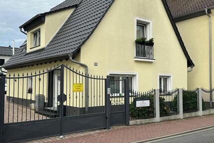 Einfamilienhaus modern Teil Möbliert 4 zimmer