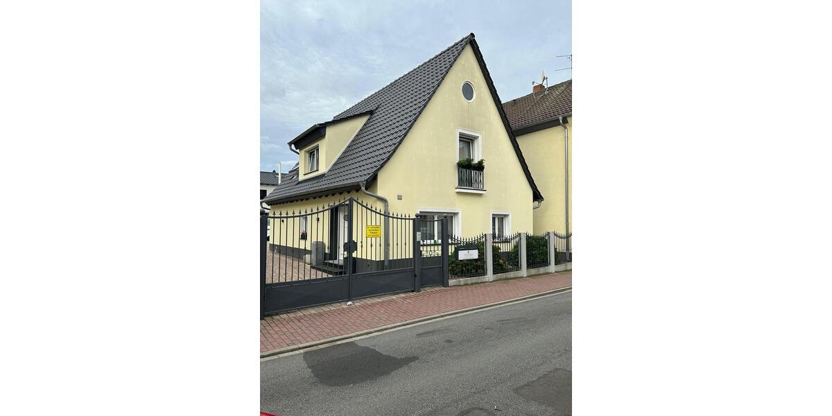 Einfamilienhaus modern, top ausgestattet & komplett Möbliert 4 zimmer