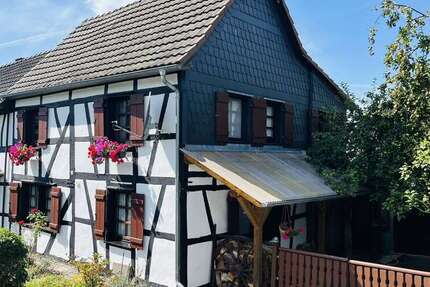 Haus Eitorf - 3 Zimmer, 84 m&sup2;, 150.000&euro; | Angebot:26319248