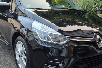 Renault Clio 113.000 km 7.600 &euro; Rottweil 78628