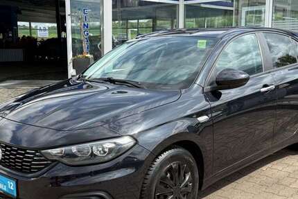 Fiat Tipo 111.415 km 9.990 &euro; Niedergebra 99759