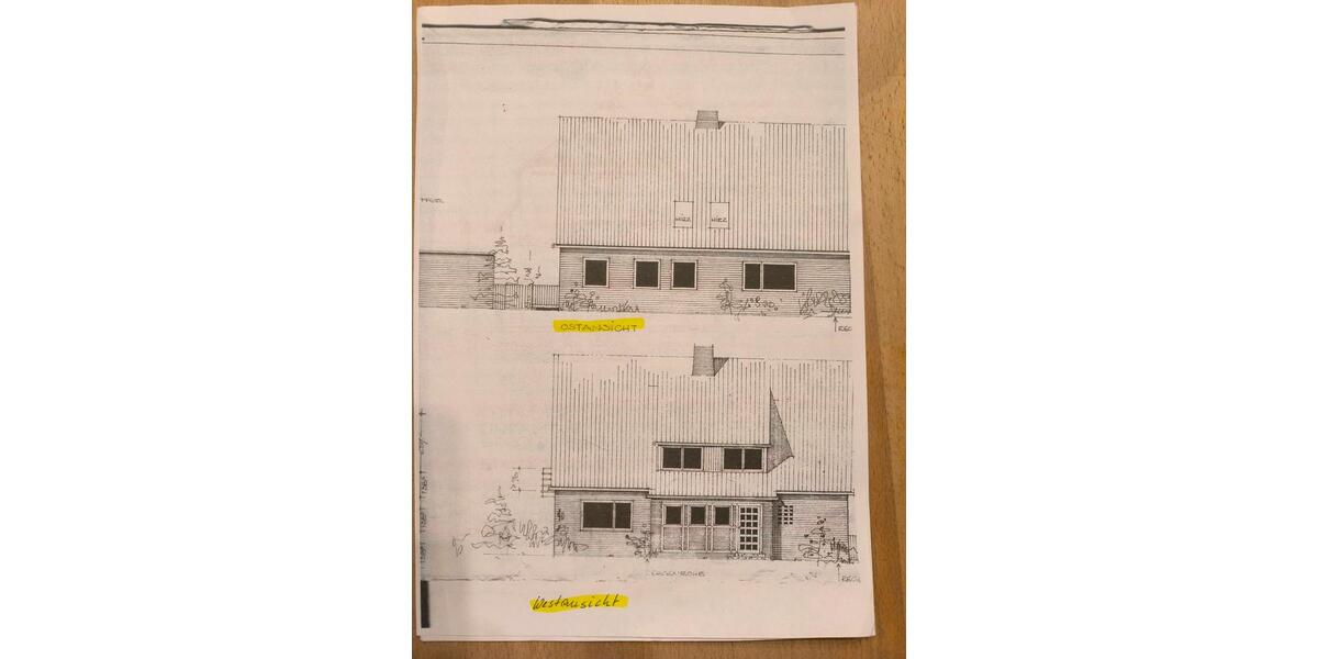 Einfamilienhaus mit 180 m2 Wohnfläche, voll unterkellert 7.5 zimmer