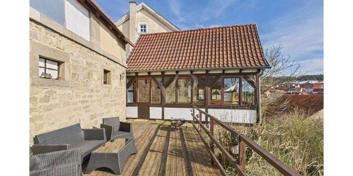 Mehrfamilienhaus, Wohnhaus Strahlungen - 6 Zimmer, 210 m&sup2;, 349.000&euro; | Angebot:25665662