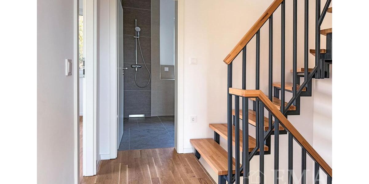 Reihenhaus Falkensee - 4 Zimmer, 109 m&sup2;, 2.299&euro; | Angebot:24711797