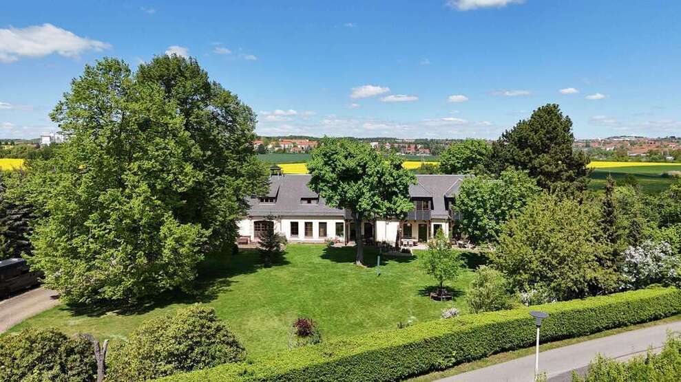Haus zum Kaufen in Zwickau 290.000 € 153.17 m²