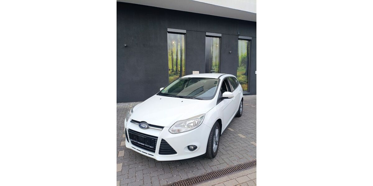 Ford Focus 84.670 km 5.750 &euro; Eggenstein 76344