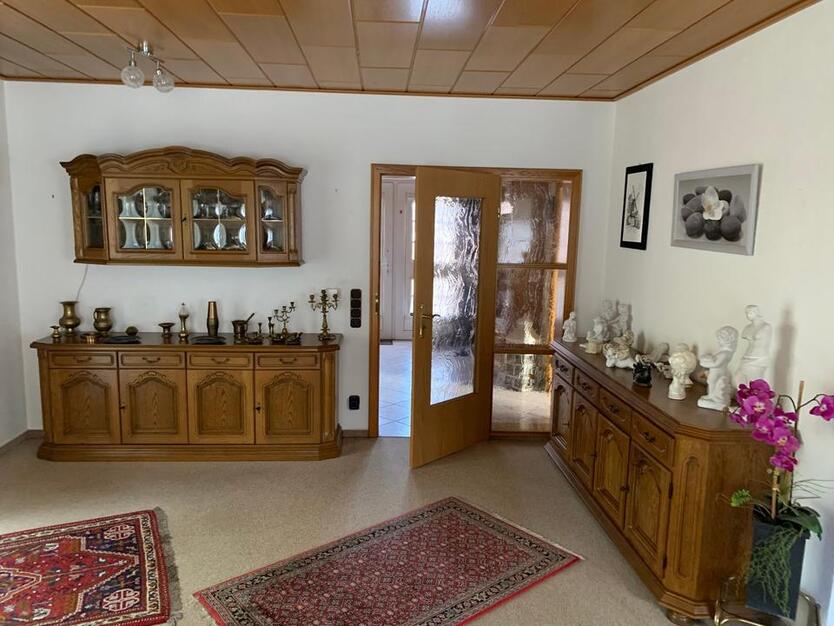 HausWohnung zu Vermieten zimmer