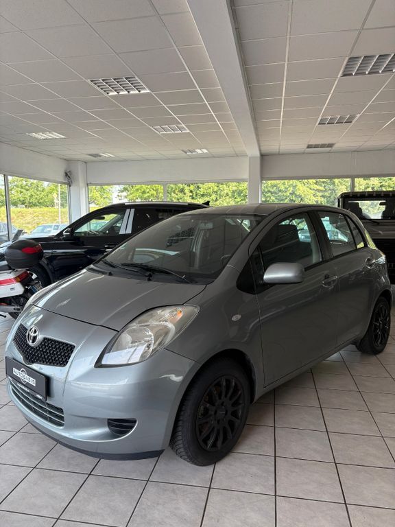 Yaris