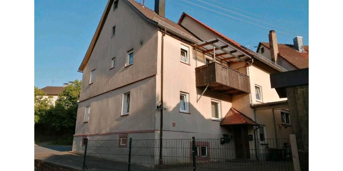 Etagenwohnung Külsheim - 13 Zimmer, 210 m&sup2;, 330.000&euro; | Angebot:17923497