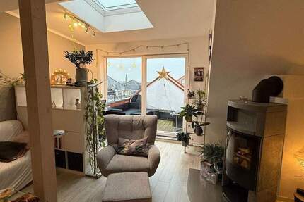 Traumhafte DG-Wohnung mit Kamin und 2 Dachterrassen 5 zimmer