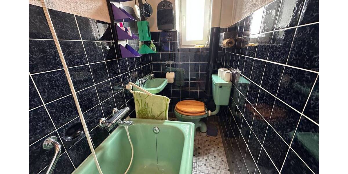 Mehrfamilienhaus, Wohnhaus Homberg (Efze) Dickershausen - 1 Zimmer, 290 m&sup2;, 165.000&euro; | Angebot:26583300