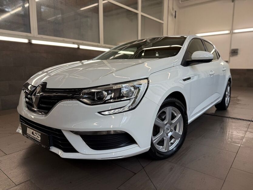 Renault Megane 95.158 km 11.988 € Cottbus 03044