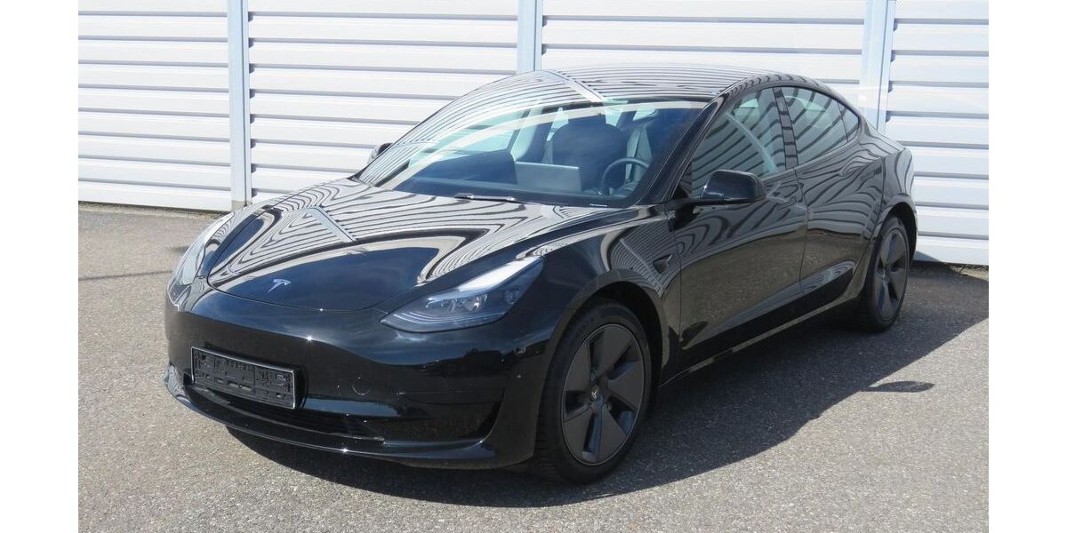 Tesla Model 3 16.350 km 28.690 &euro; Eitorf 53783