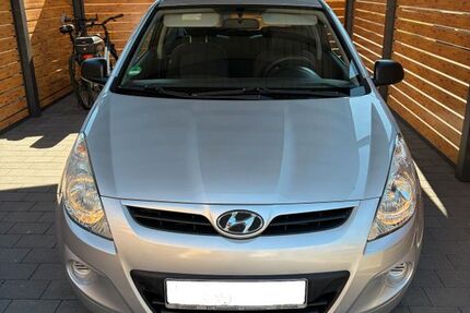 Hyundai i20 70.500 km 3.400 &euro; Niederhausen an der Appel 67822