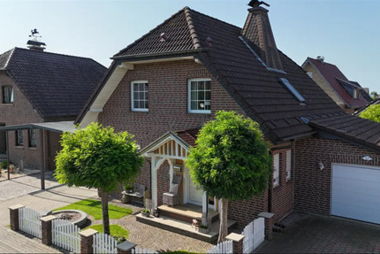 Stilvolles Einfamilienhaus mit Pool, Gartenidylle & hochwertiger Ausstattung 5 zimmer