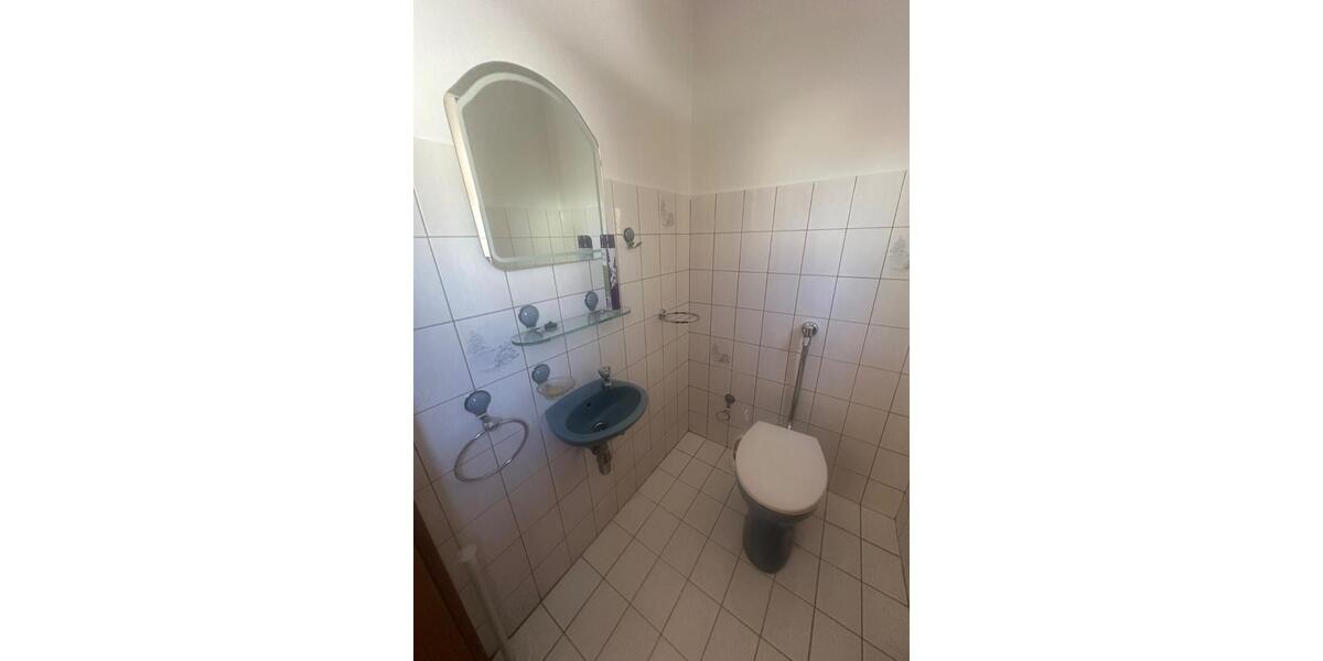 Einfamilienhaus Merzig - 7 Zimmer, 150 m&sup2;, 315.000&euro; | Angebot:27146712