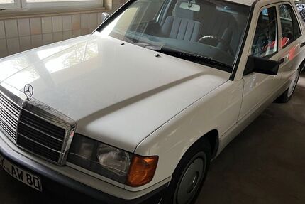 Mercedes-Benz 190 84.000 km 7.250 &euro; Andernach 56626