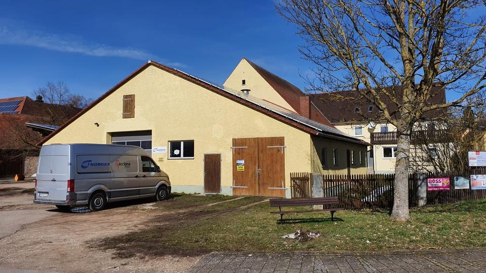 Halle als Produktionsfläche oder Lager
