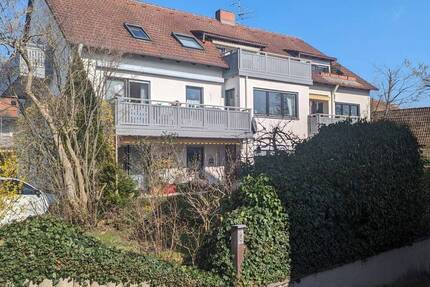 Überschaubar! - Bezugsfreie Zweizimmerwohnung mit Loggia 2 zimmer