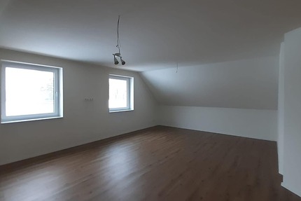 ***3 Zimmer Dachgeschosswohnung*** 3 zimmer