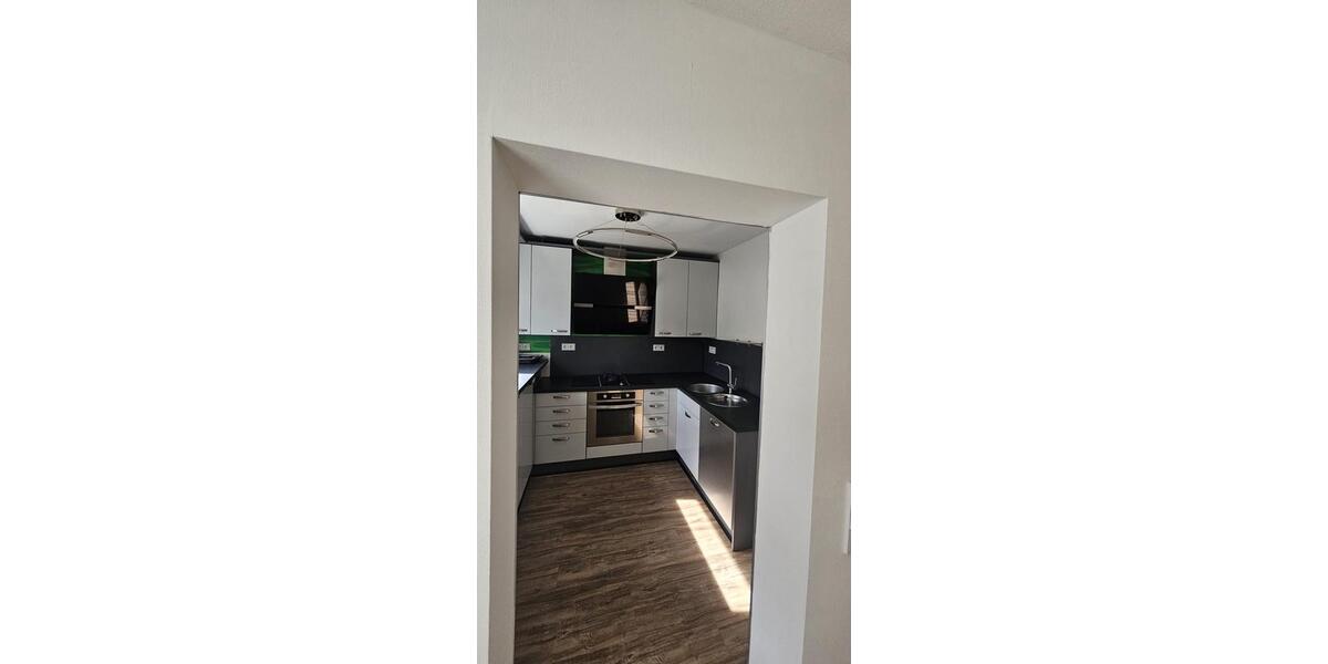 Erdgeschoßwohnung Neunkirchen - 4 Zimmer, 93 m&sup2;, 270.000&euro; | Angebot:27152852