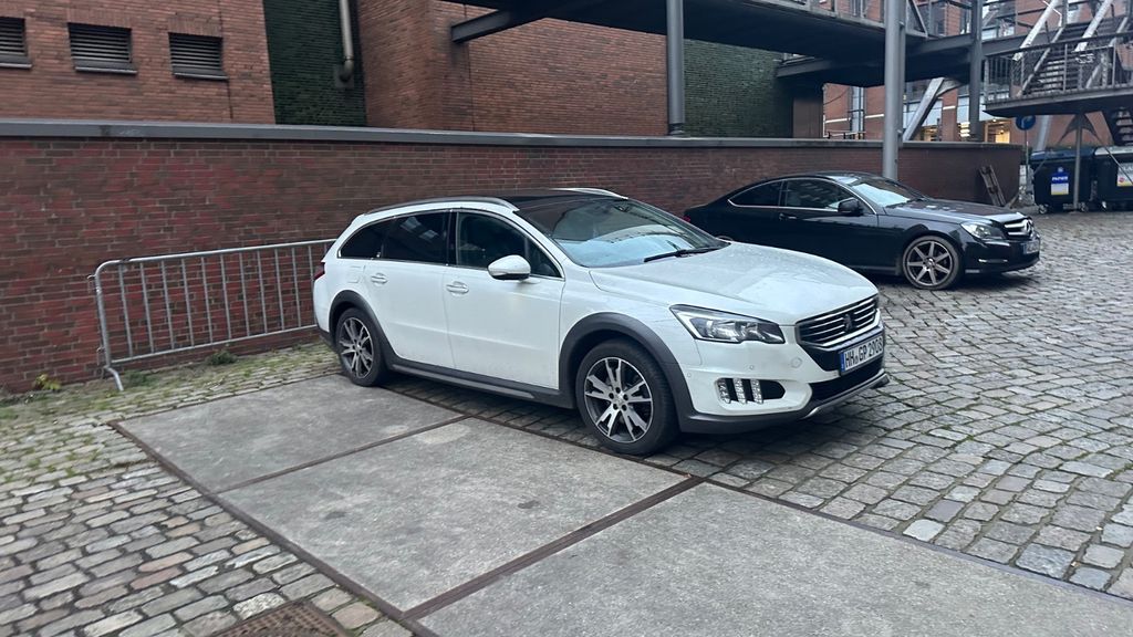 Peugeot 508 214.587 km 10.000 &euro; Hamburg 22047