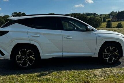Hyundai TUCSON 22.200 km 35.600 &euro; Krummhörn 26737