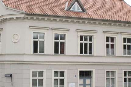 Haus Quedlinburg - 12 Zimmer, 315 m&sup2;, 155.000&euro; | Angebot:26869807