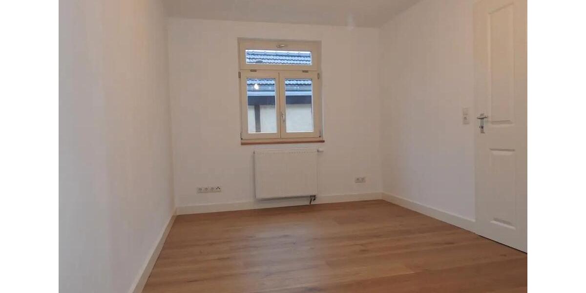 Einfamilienhaus Grafschaft - 7.5 Zimmer, 197 m&sup2;, 560.000&euro; | Angebot:26463585