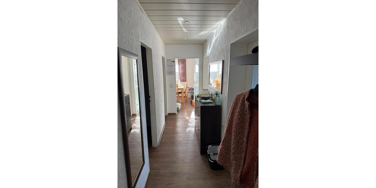 Etagenwohnung Hösbach - 4 Zimmer, 84 m&sup2;, 882&euro; | Angebot:26164358